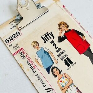 [Jiffy] Vintage MCM Smock Sewing Pattern Envelope Altered Small Clipboard